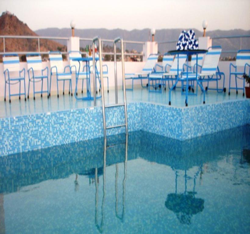 Hotel Rajshree Pushkar Extérieur photo
